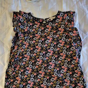 Floral cap sleeved blouse